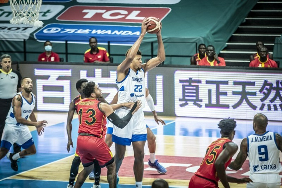 AfroBasket: Ταβάρες εναντίον Μεϊρί σήμερα στα ημιτελικά