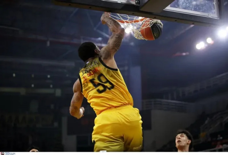 ΑΕΚ-Προμηθέας 91-67: Τα highlights και το απίθανο alley-oop κάρφωμα του Τάκερ (vids)
