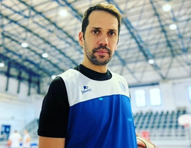 Βαγγέλης Καράμπουλας: Έφτασε στις 11 ανόδους κατηγορίας στην καριέρα του!