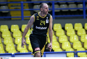 Ματ με Λοτζέσκι η ΑΕΚ 66-62 στο Περιστέρι (pics)