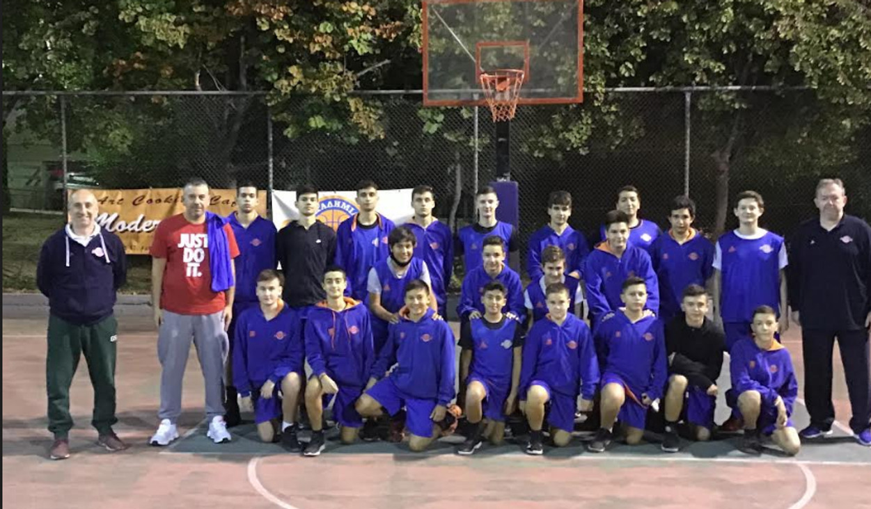 Η επίσκεψη του Ηλία Παπαθεοδώρου στην Ακαδημία Αμπελοκήπων (pics)