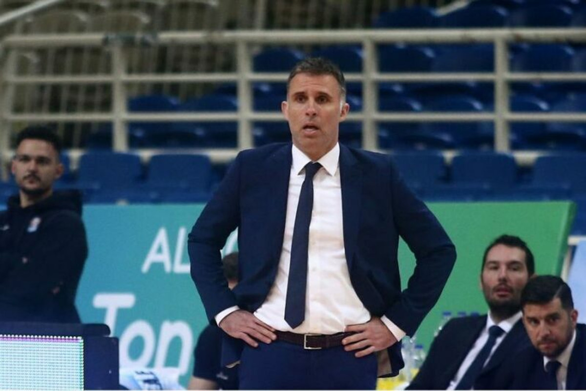 Μέξας αντί Τσίκληρα στον Ιωνικό!