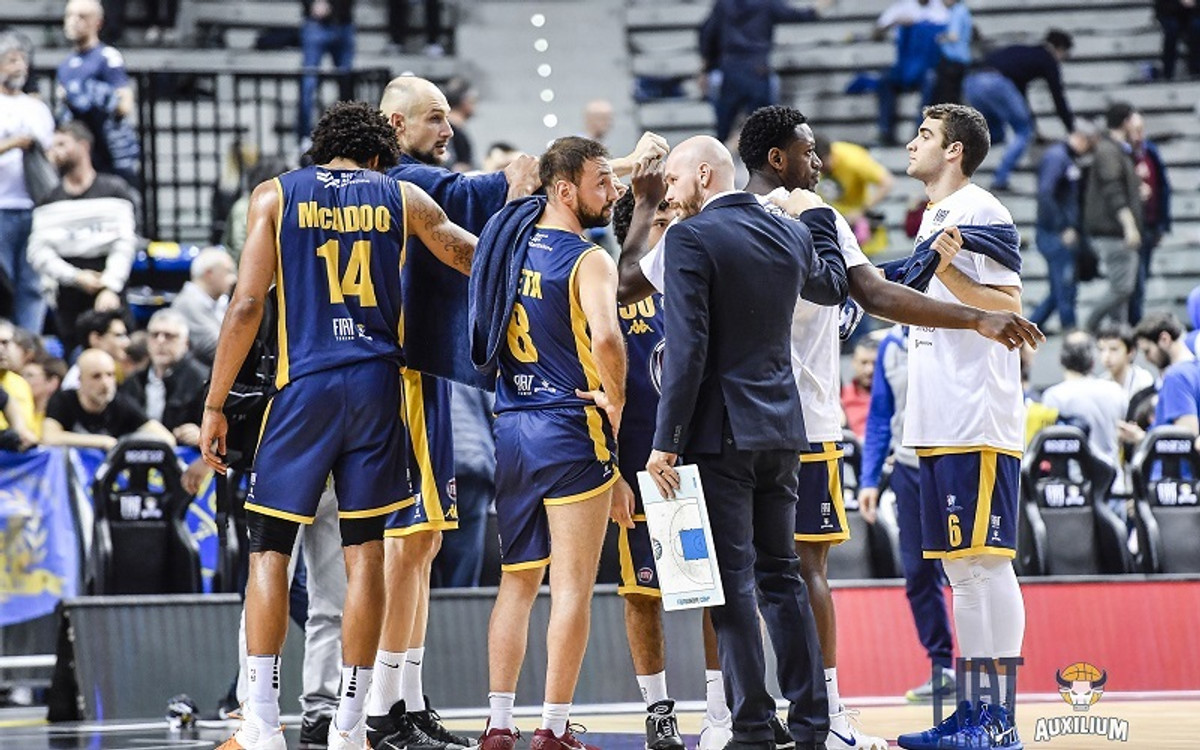 Ποινή αφαίρεσης 8 βαθμών στην Τορίνο, υποβιβάζεται στη Serie B