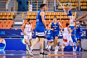 Οικονομόπουλος: &quot;Αν ο κόουτς κρίνει ότι πρέπει να κουνάω την πετσέτα για να βοηθήσω, αυτό θα κάνω&quot;