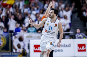 Το... τερμάτισε ο Καμπάτσο με νέο τρίποντο από το... σπίτι του (video)