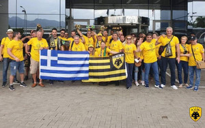 Οι φίλοι της ΑΕΚ πριν από την αναχώρηση για την &quot;Carioca Arena&quot; (pic)