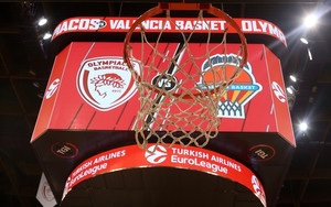 Το νέο Jumbotron και η πρεμιέρα Κεμζούρα στον Ολυμπιακό (gallery)
