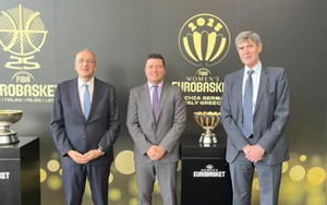 Η ΕΟΚ στο Mid Term Congress της FIBA (pic)