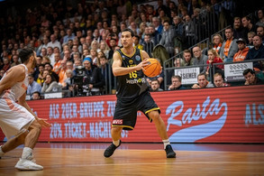 Μεγάλη νίκη-πρόκριση στους &quot;16&quot; η ΑΕΚ 81-70 εκτός τη Ράστα Βέχτα! (vids&amp;pic)