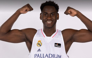 Liga Endesa: Στον Γκαρούμπα το βραβείο του καλύτερου νέου παίκτη (vid)
