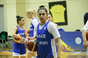 Δίελα: &quot;Αν έχουμε ψυχή, μπορούμε να τα καταφέρουμε&quot;