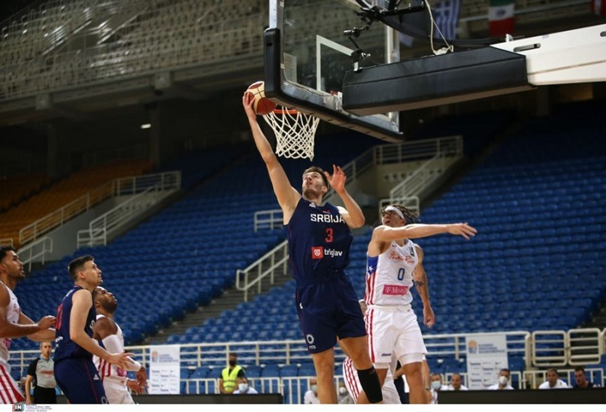 Τουρνουά Ακρόπολις: Με Πετρούσεφ η Σερβία 80-68 το Πουέρτο Ρίκο (video)