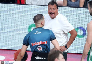 Αταμάν: &quot;Τσίρκο, δεν μπορεί να βρίζουν την Τουρκία&quot; (vid)