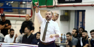 Ιωνικός: Αποχώρηση Τσίκληρα για λόγους υγείας