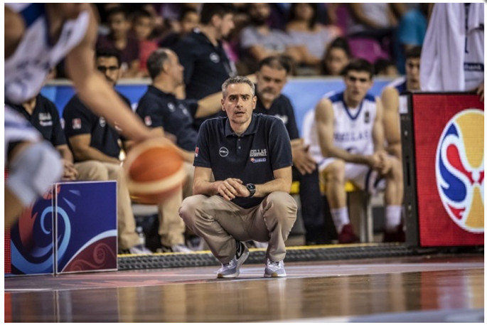Καστρίτης: "Τα παιδιά έχουν στενοχωρηθεί πάρα πολύ και τα στηρίζουμε"