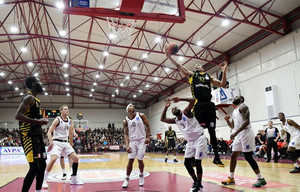 Μεγάλες νίκες για Κύμη, Λαύριο-Πέρασε από τη Λήμνο η ΑΕΚ κι ο Χολαργός λύγισε το Ρέθυμνο