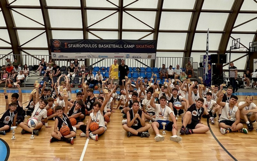 Με απόλυτη επιτυχία ολοκληρώθηκε το 1st Sfairopoulos Basketball Camp Skiathos!