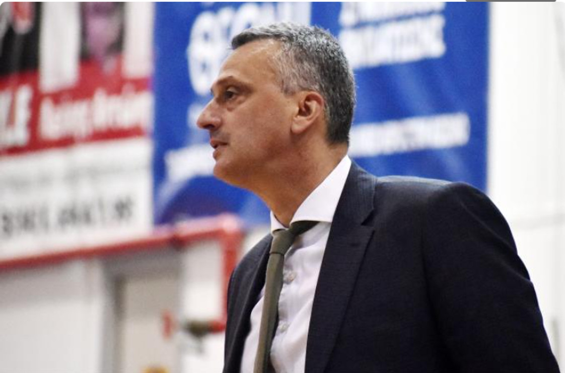Ράντονιτς: &quot;Την Τρίτη στην Αθήνα ο Μπέικον, θα μας βοηθήσει&quot; (vid)