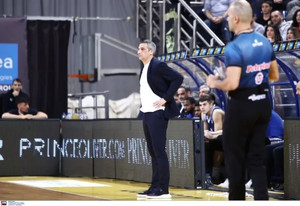 Παπανικολόπουλος: &quot;Προφανώς κάτι κάνουμε καλά&quot; (vid)