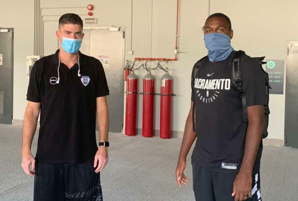 ΠΑΟΚ: Έφτασε στη Θεσσαλονίκη ο Έλστον Τέρνερ Τζούνιορ