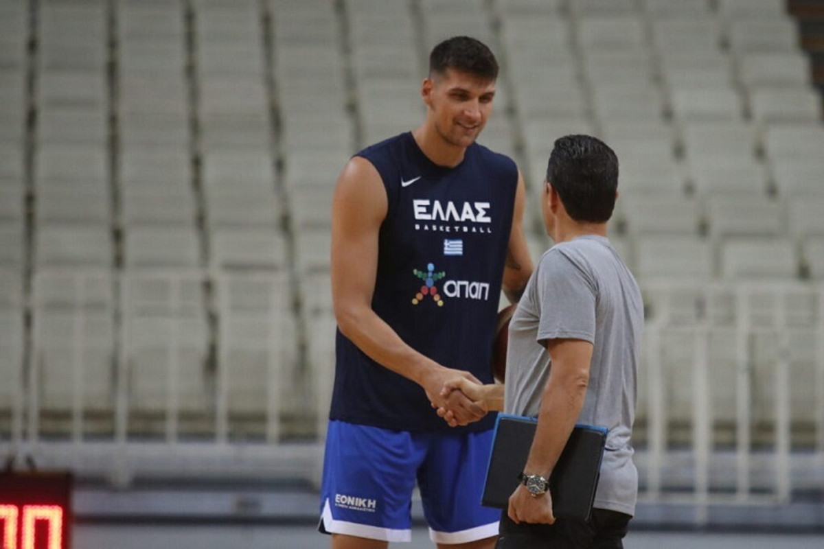 Μήτογλου: &quot;Ευλογημένος που είμαι ξανά στην Εθνική ομάδα&quot; (vid)