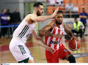 Κυπελλούχος Ελλάδας ο Ολυμπιακός 81-73 τον Παναθηναϊκό (vid &amp; pics)