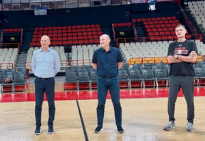 Ολυμπιακός: Στην προπόνηση οι πρόεδροι (vid)