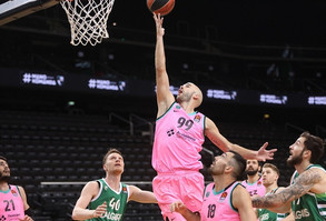 Παρέμεινε στην κορυφή η Μπαρτσελόνα 73-62 τη Ζαλγκίρις στο Κάουνας (video)