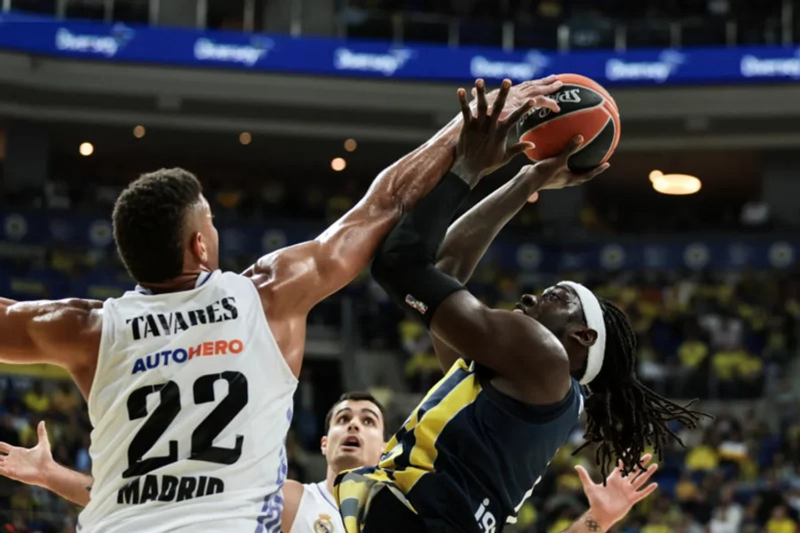 Έτσι πέρασε από την Πόλη και έφτασε τις 6 σερί νίκες η Ρεάλ Μαδρίτης (vid)