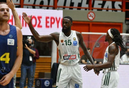 Γουάιτ: &quot;Ήταν λίγο δύσκολη η προετοιμασία για μένα&quot; - Πέρι: &quot;Μου άρεσε η άμυνά μας&quot; (vids)