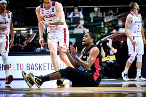 Πολωνία-Ανγκόλα 83-64: Πονίτκα-Σλότερ, λύγισαν τον Μορέιρα