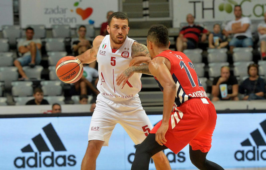 Με 32 πόντους του Μάικ Τζέιμς, η Αρμάνι 82-77 την Μπάγερν!