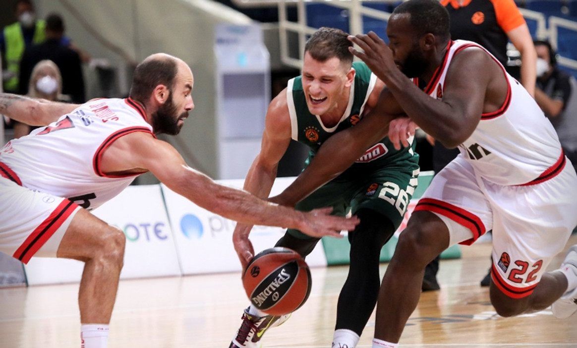 Στα Novasports το &quot;αιώνιο&quot; ντέρμπι Ολυμπιακός-Παναθηναϊκός ΟΠΑΠ για την EuroLeague!