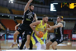 Νίζνι-Λαύριο: Για διπλό πρόκρισης στη Ρωσία η ομάδα του Σερέλη