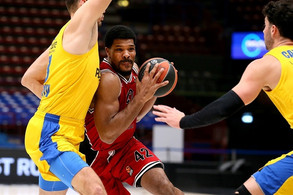 &quot;Πάτησε&quot; στη 2η θέση η Αρμάνι Μιλάνο 87-68 τη Μακάμπι Τελ Αβίβ (pics)