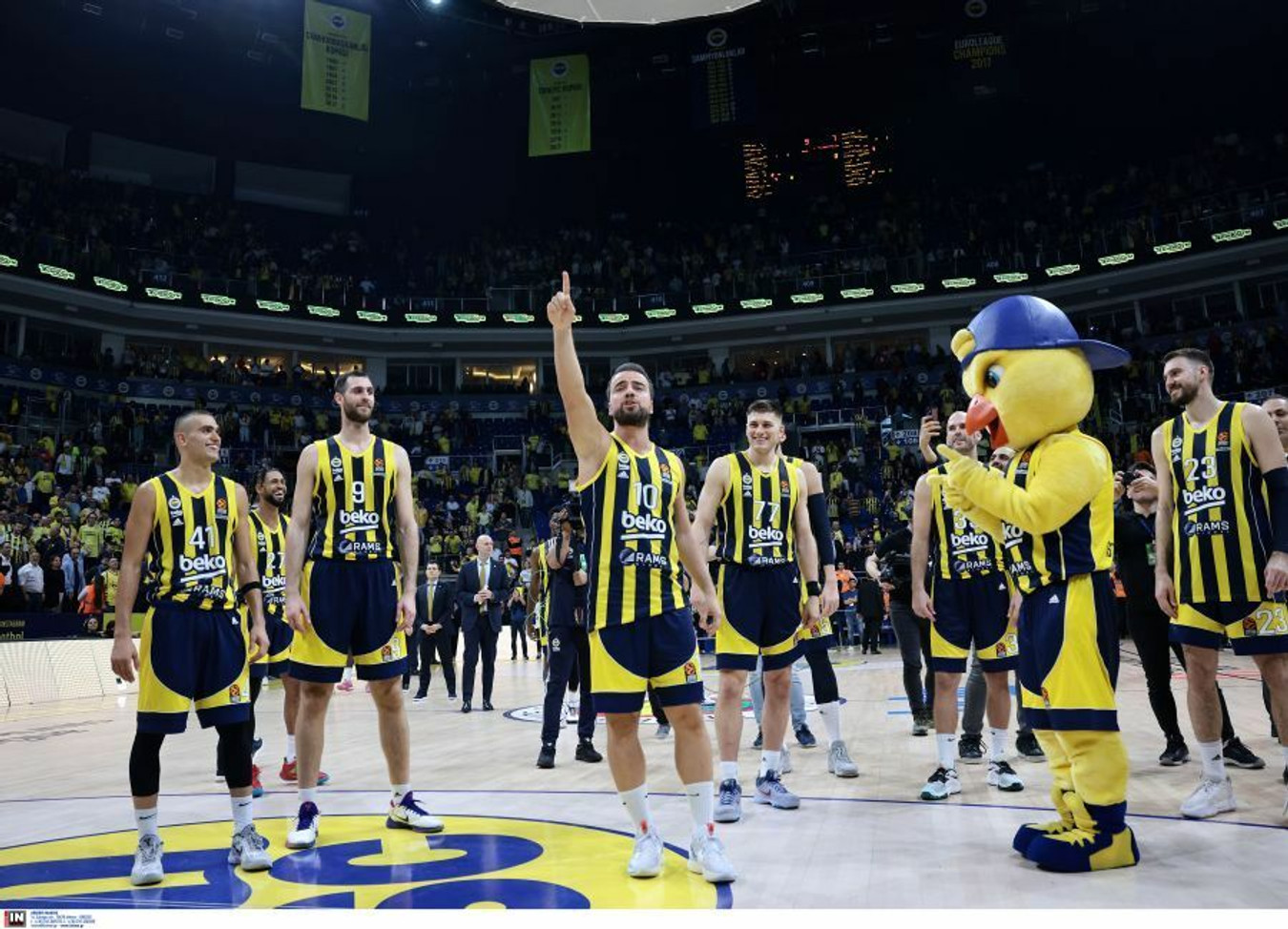 Οι τηλεοπτικές μεταδόσεις της ημέρας