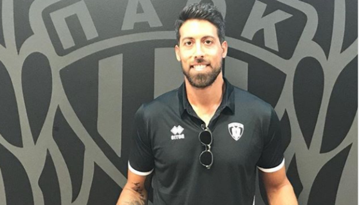 Πρώτη φωτογραφία με τη φανέλα του ΠΑΟΚ για τον Αθηναίου! (pic)
