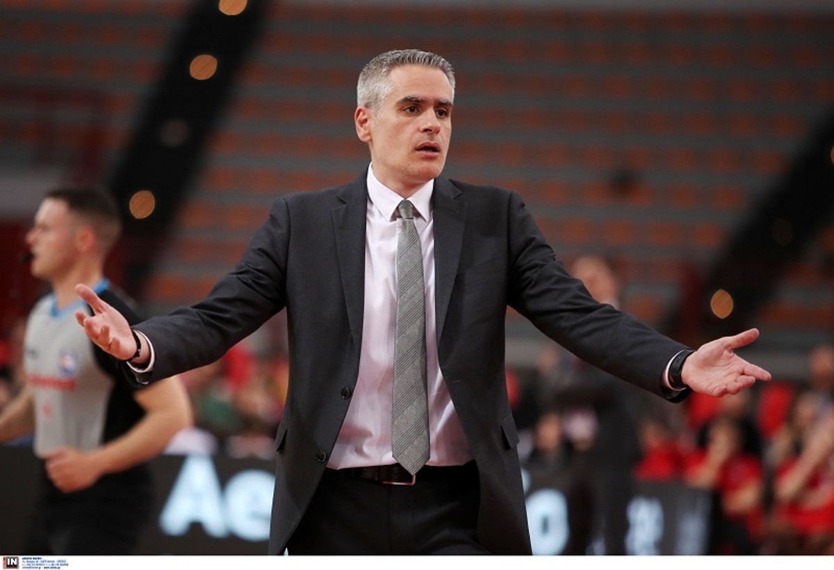 Καστρίτης: &quot;Παλέψαμε κόντρα στην κορυφαία ομάδα της Ευρώπης&quot; (vid)