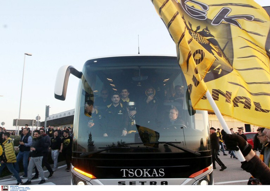 Η υποδοχή της Παγκόσμιας ΑΕΚ στο &quot;Ελ.Βενιζέλος&quot; (gallery &amp; video)