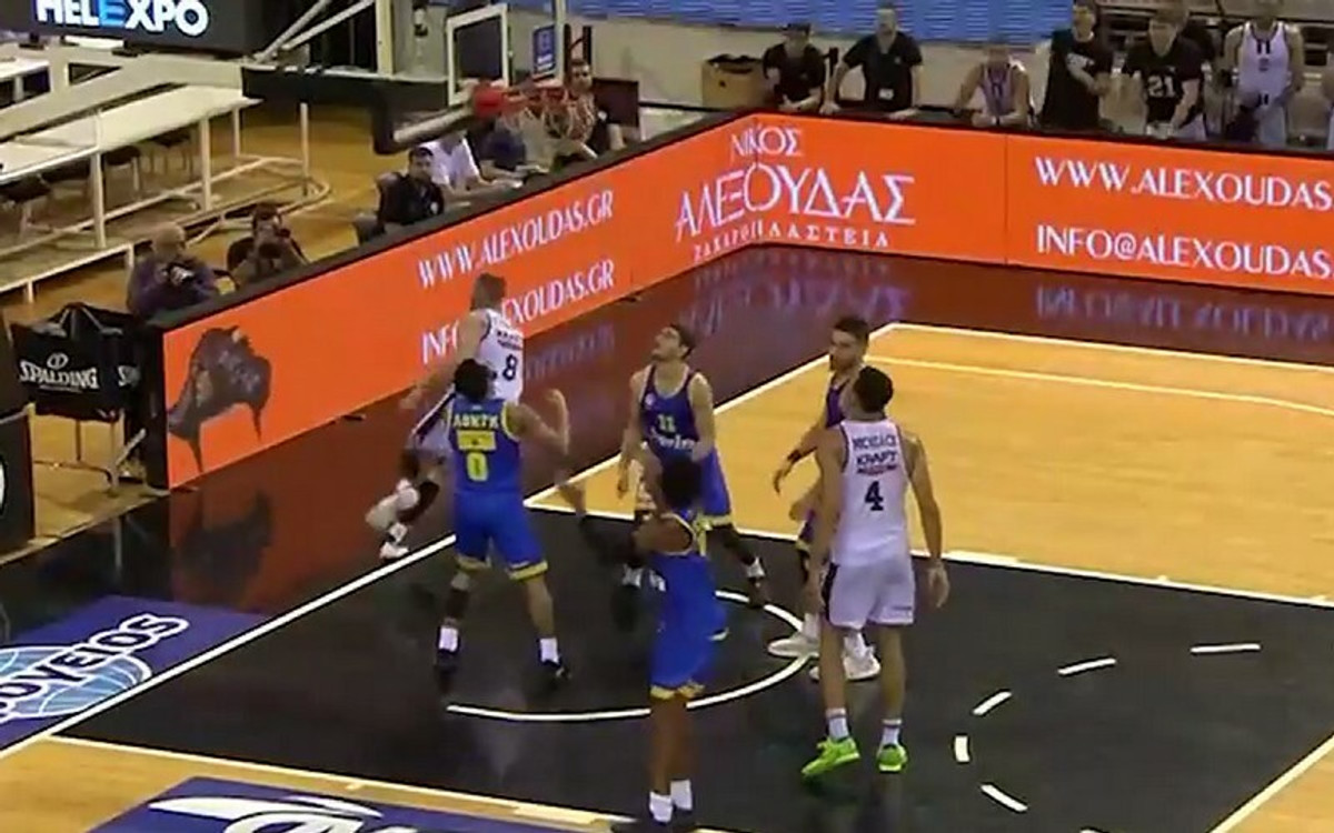 ΠΑΟΚ-Περιστέρι: Το buzzer του Σχίζα και το πρόβλημα του Γουίλιαμς (vids)