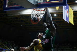 Το κάρφωμα του Λεσόρ στην κορυφή του Top-10 της Basket League (vid)