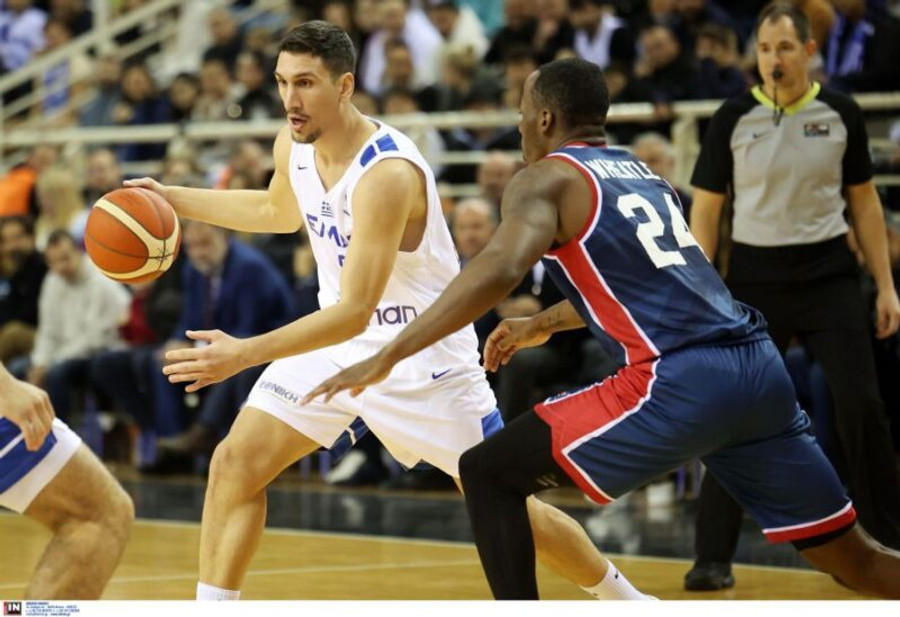 LIVE STREAMING: Ελλάδα-Μεγάλη Βρετανία 77-67 (τελικό)