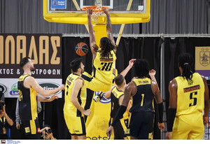Άρης-ΑΕΚ 75-64: Έκαναν τη διαφορά Τολιόπουλος-Μπάνκστον (gallery+vids)
