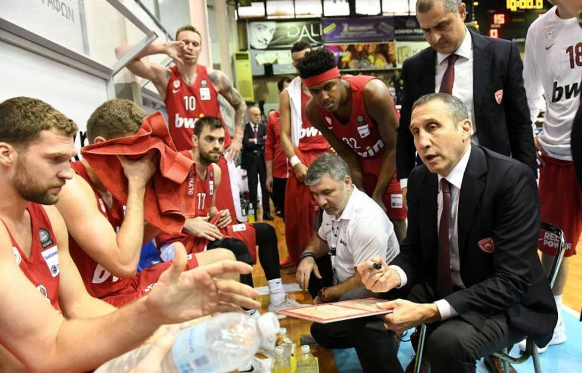 Απολαυστικός ο Μπλατ... χαιρέτησε δια τηλεόρασης Σπανούλη-Πρίντεζη