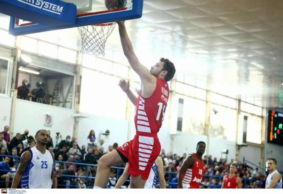 Άνετο "διπλό" με "άχαστο" Βεζένκοφ για τον Ολυμπιακό στη Νίκαια, 81-107 τον Ιωνικό (pics & vid)
