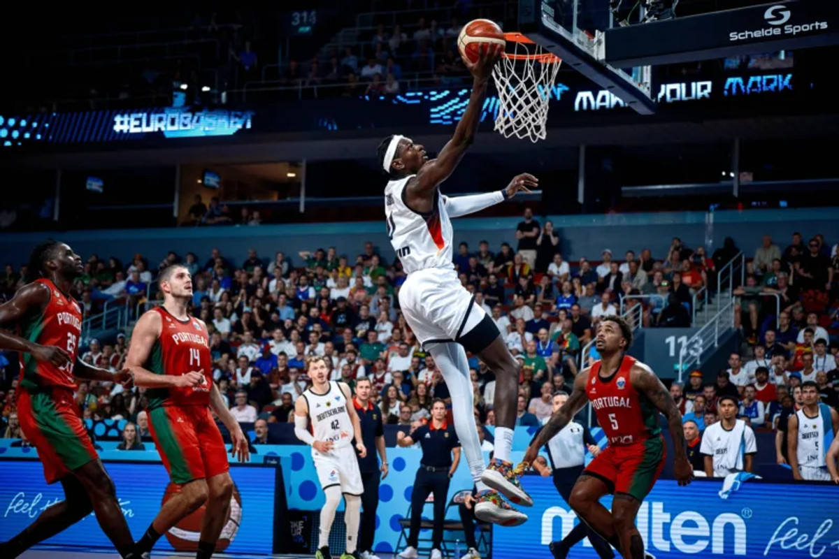 Με 33-7 στο 4ο δεκάλεπτο, η άστοχη Γερμανία 85-58 την Πορτογαλία (vids)
