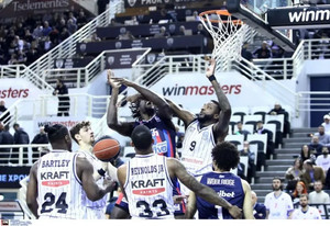 Live: ΠΑΟΚ mateco-Πανιώνιος Χυμοί Viva 98-105 (τελικό)