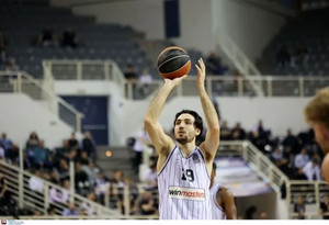 Ατομικό ο Κατσίβελης που &quot;τρέχει&quot; για Σολέ