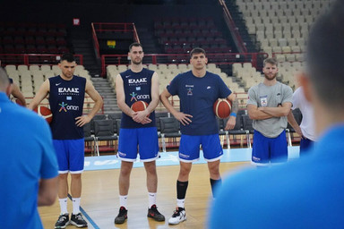 Εθνική Ανδρών: Απαρτία στο ΣΕΦ και με Σλούκα