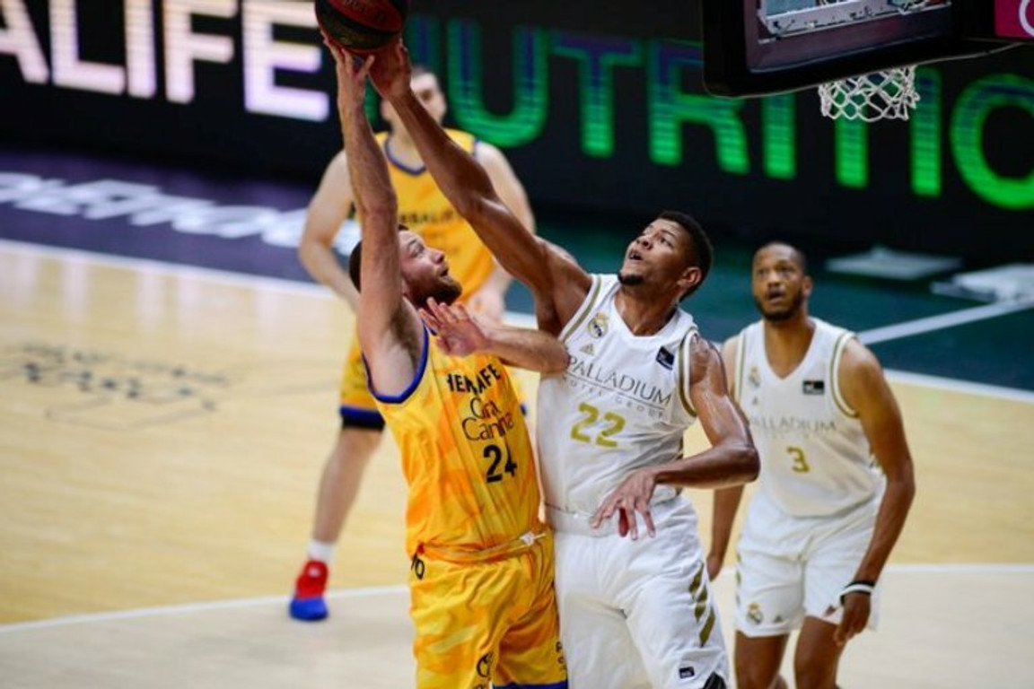 Με το δεξί κι η Ρεάλ Μαδρίτης 91-73 την Γκραν Κανάρια (vid)